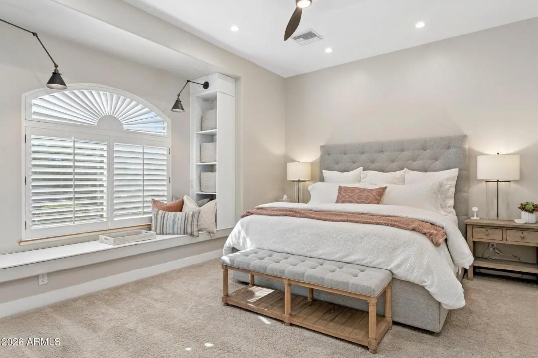 Real Estate Picture 33