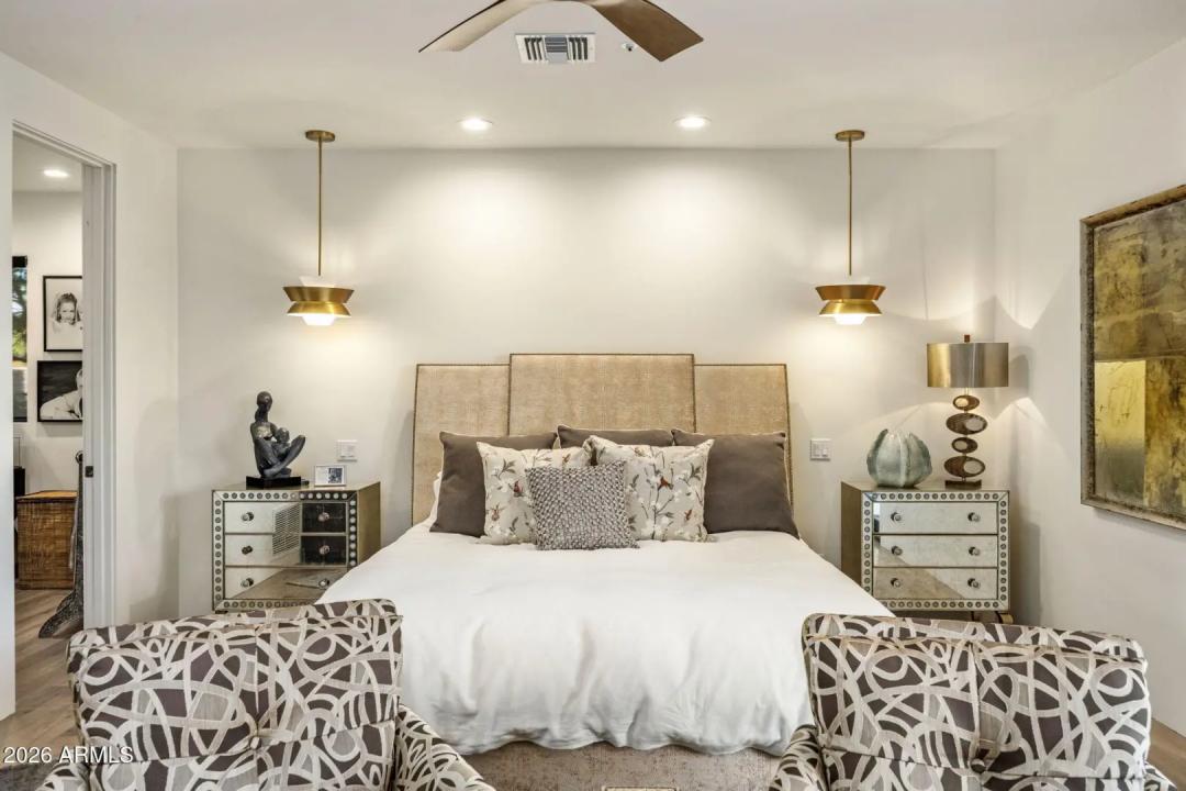 Real Estate Picture 21