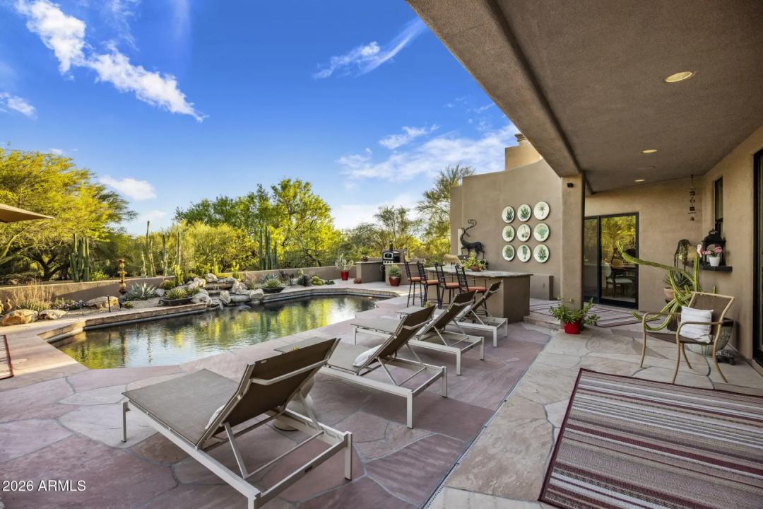 Real Estate Picture 38