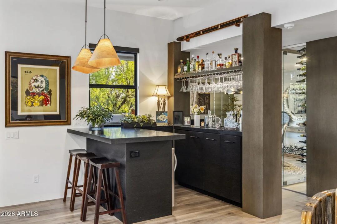 Real Estate Picture 15