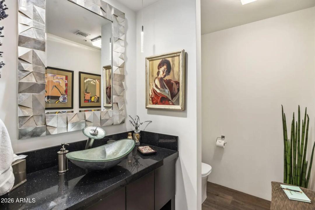 Real Estate Picture 19