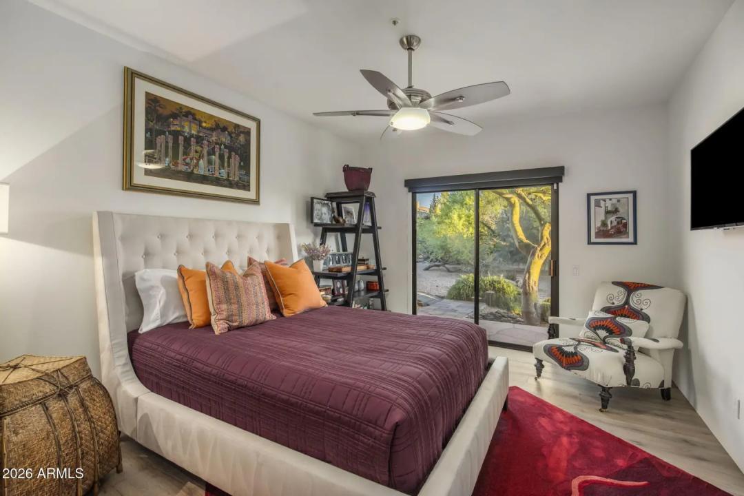 Real Estate Picture 28