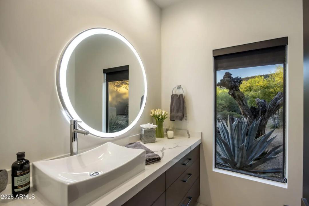 Real Estate Picture 29