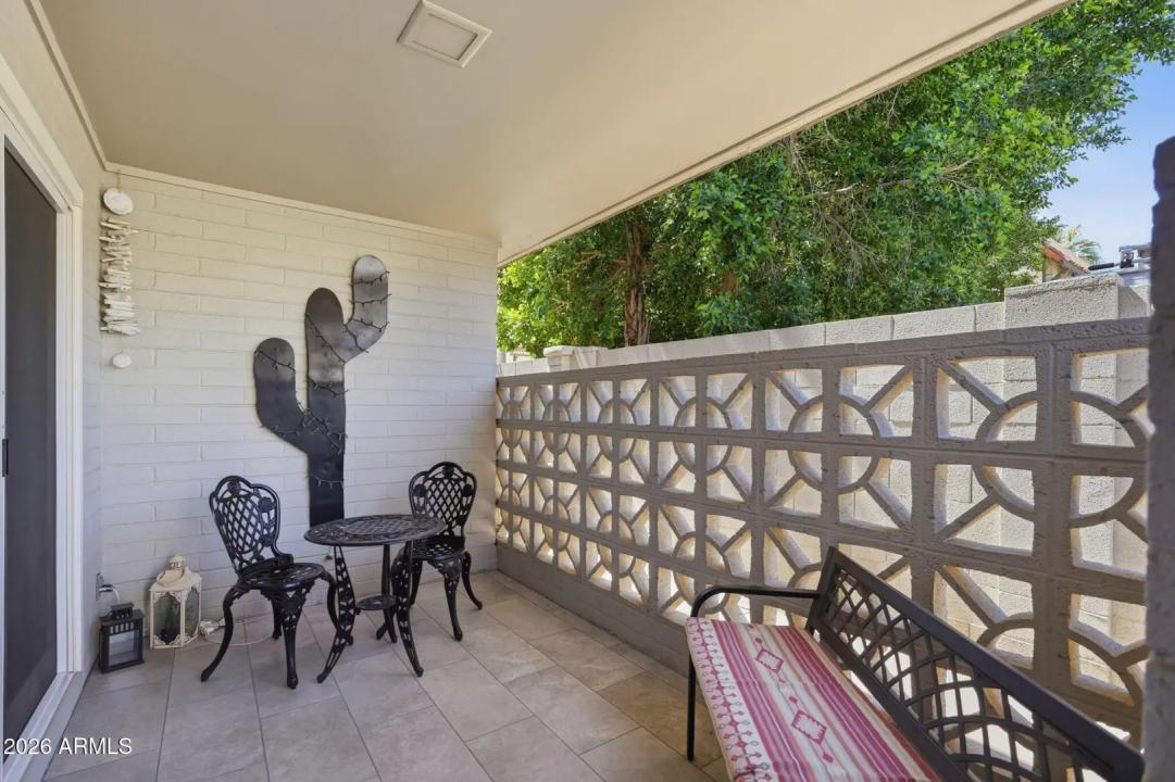 Real Estate Picture 26