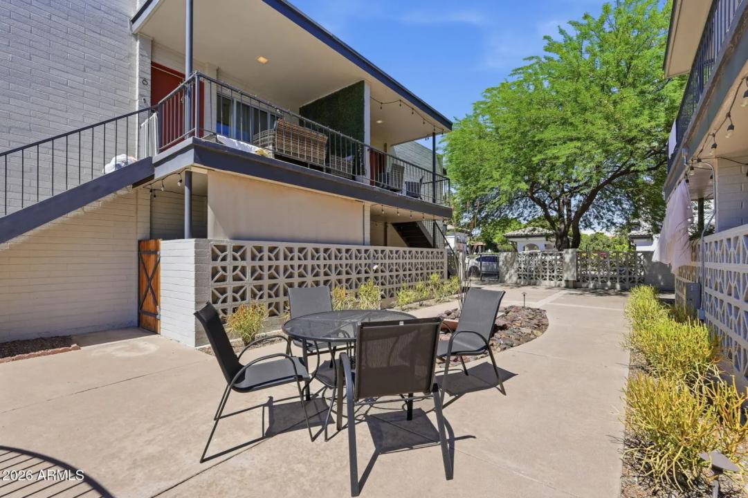 Real Estate Picture 28