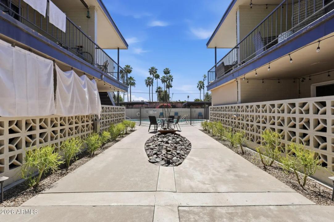 Real Estate Picture 29