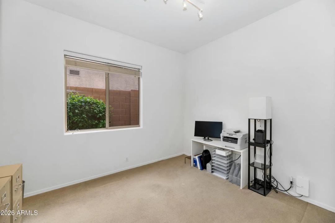 Real Estate Picture 21