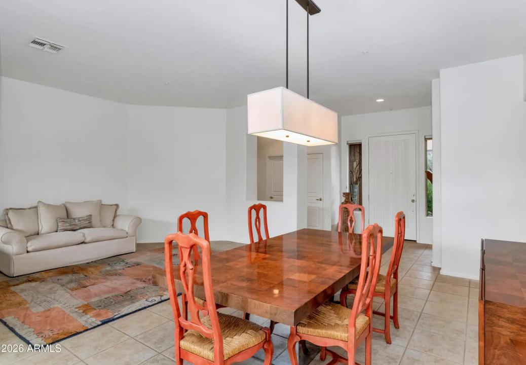 Real Estate Picture 13