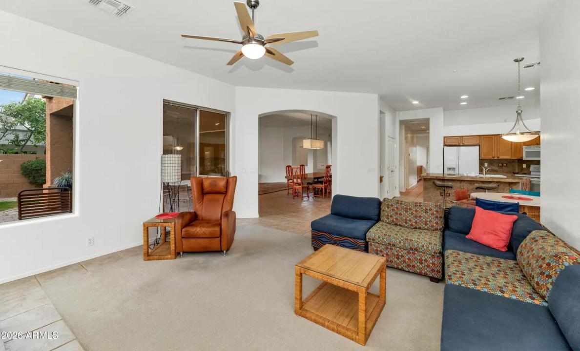 Real Estate Picture 7