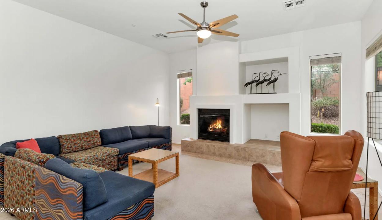 Real Estate Picture 9