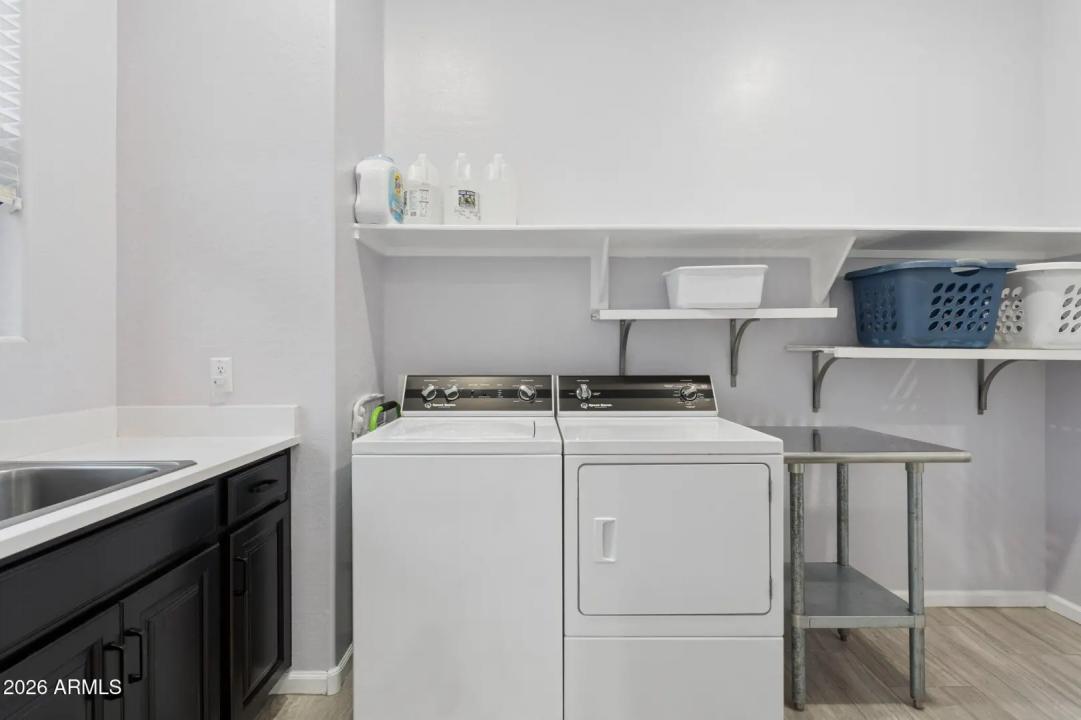 Real Estate Picture 17