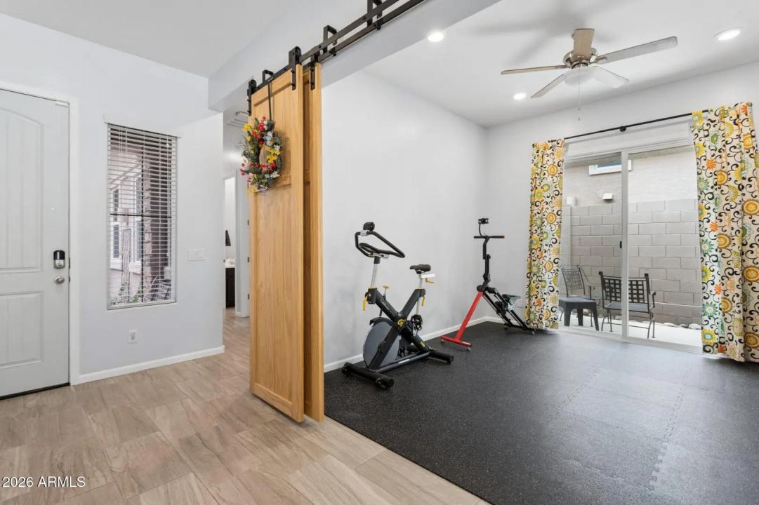 Real Estate Picture 19