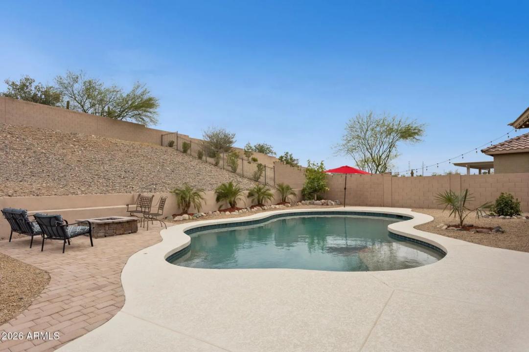 Real Estate Picture 26