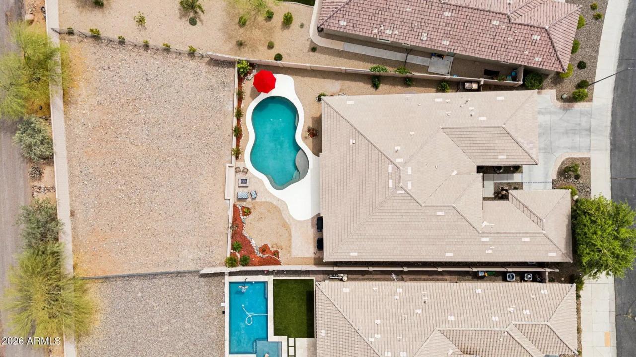 Real Estate Picture 34