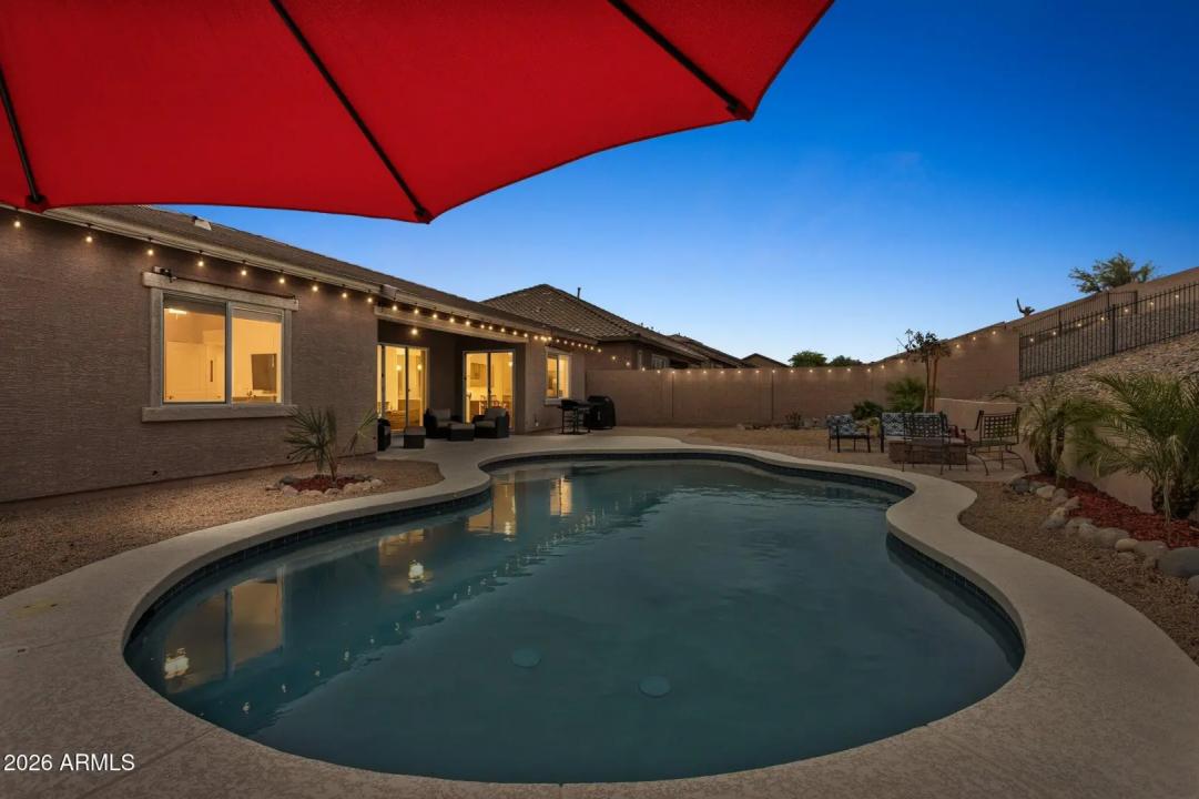 Real Estate Picture 30