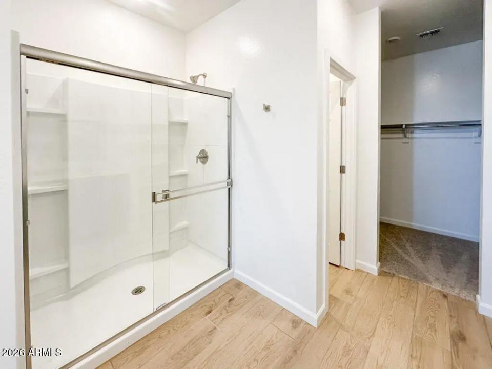 Real Estate Picture 20