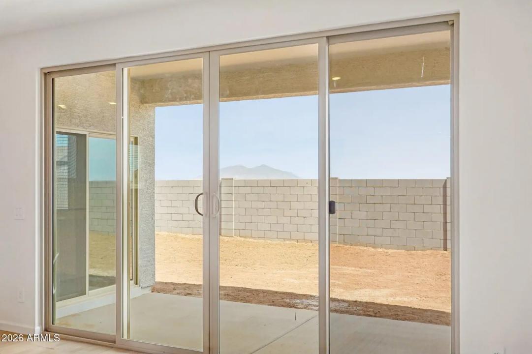 Real Estate Picture 7