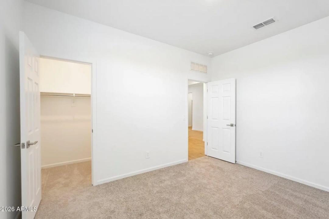 Real Estate Picture 23