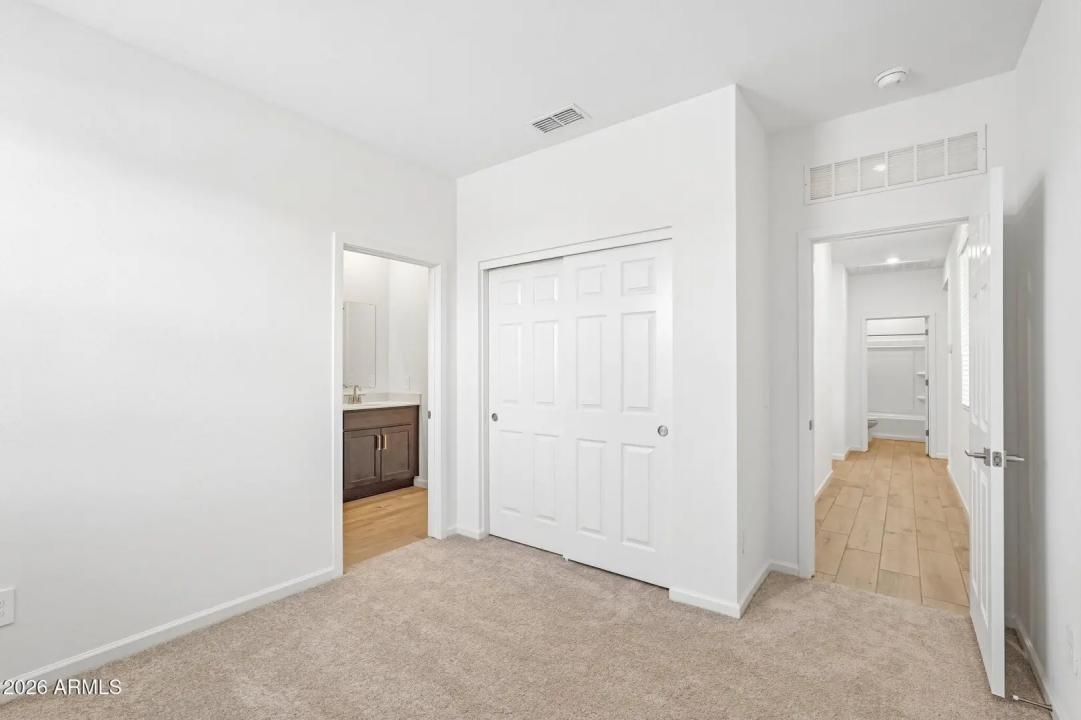 Real Estate Picture 27