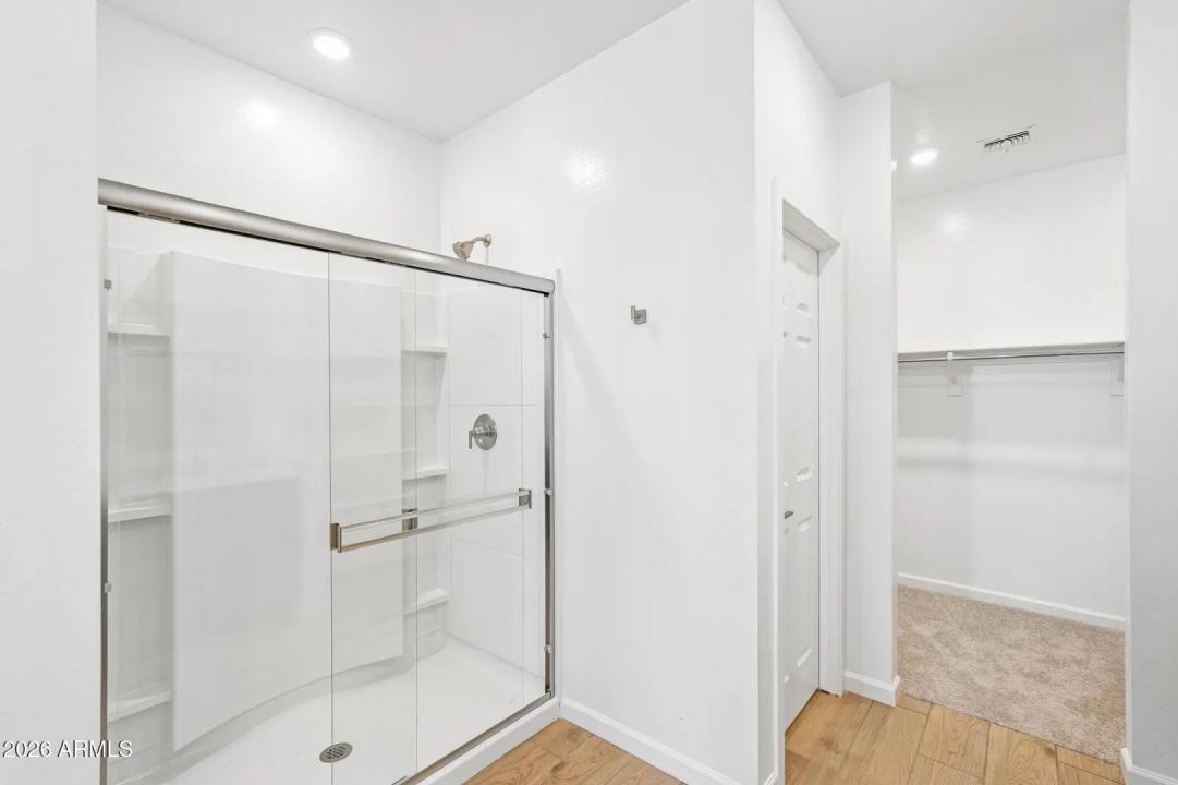 Real Estate Picture 37