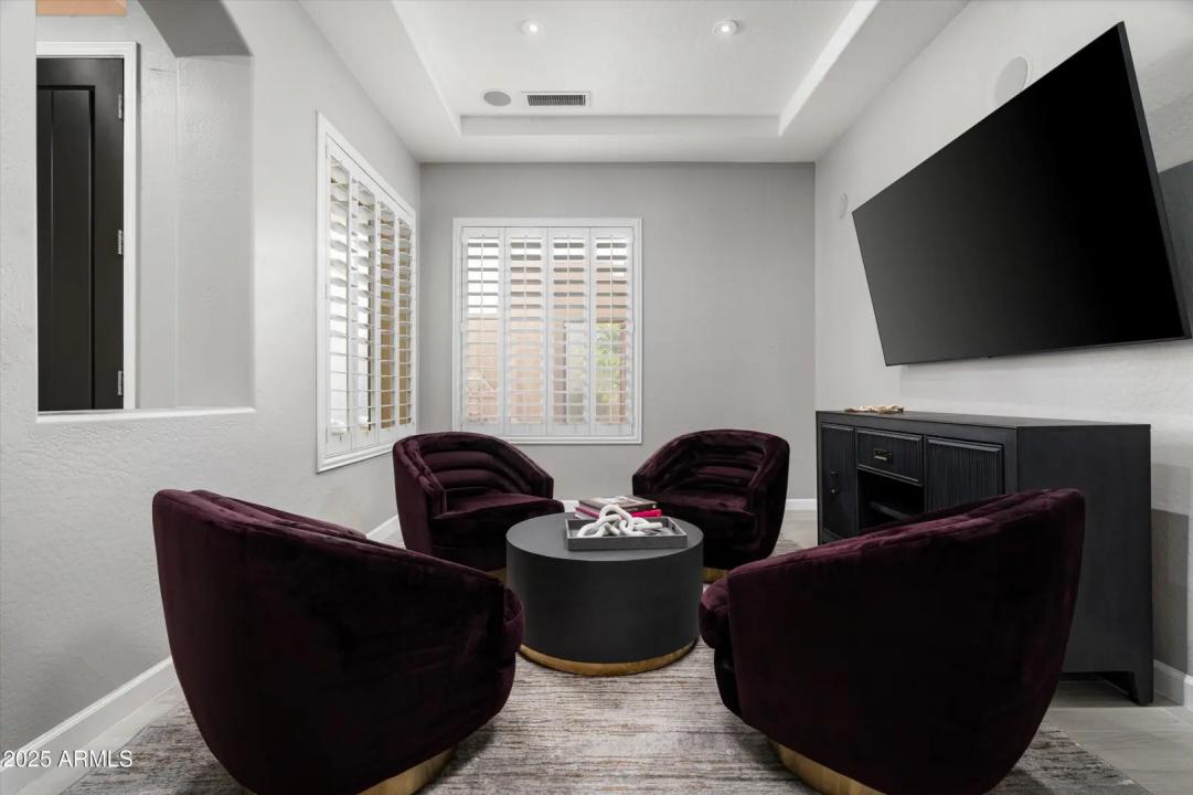 Real Estate Picture 21