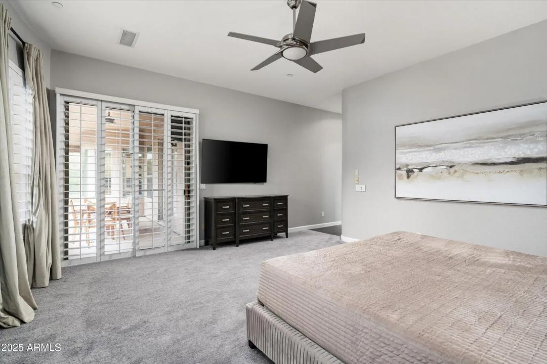 Real Estate Picture 22