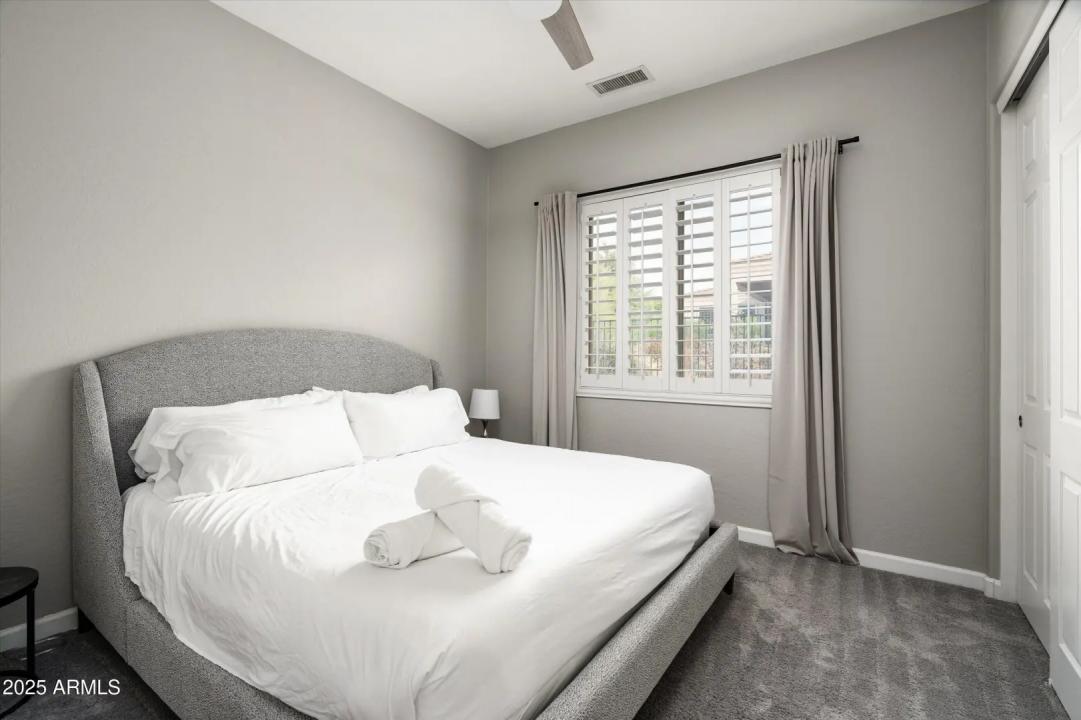 Real Estate Picture 28