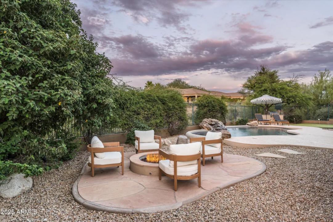 Real Estate Picture 40