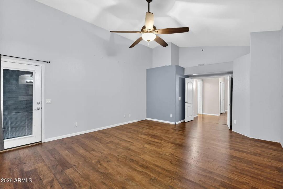 Real Estate Picture 29