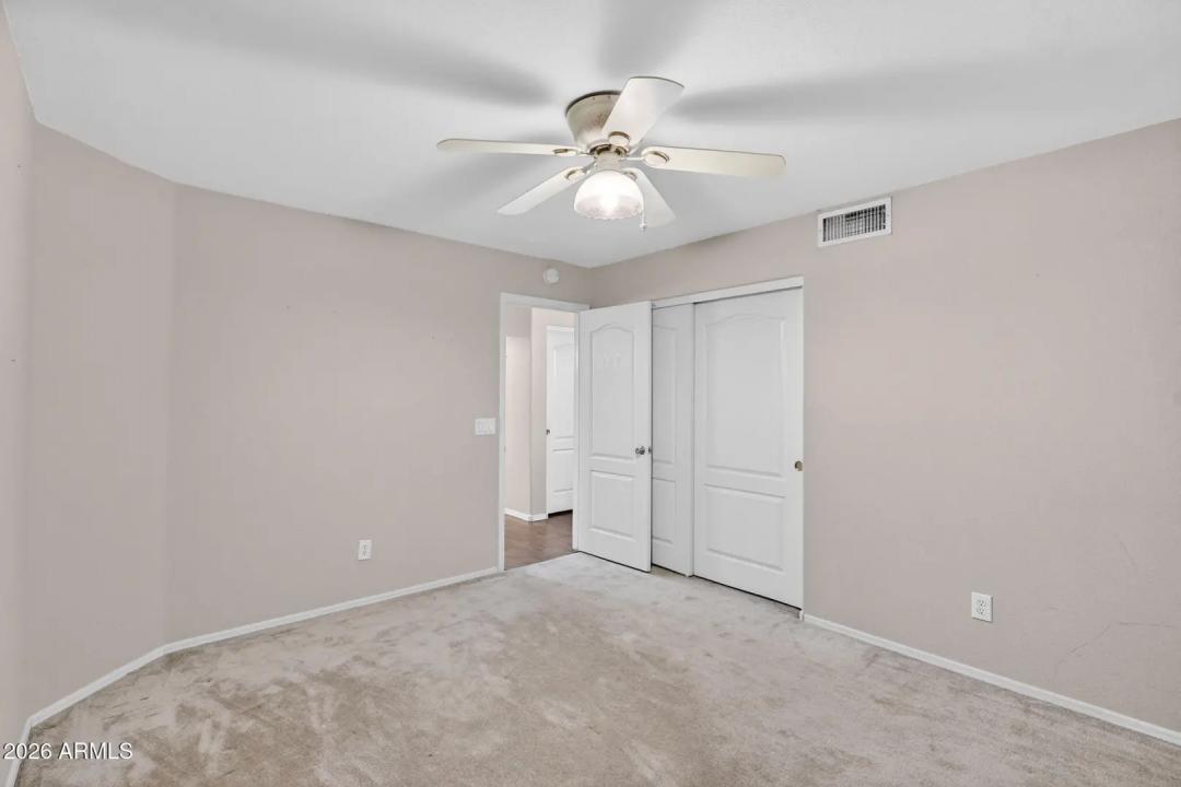Real Estate Picture 37