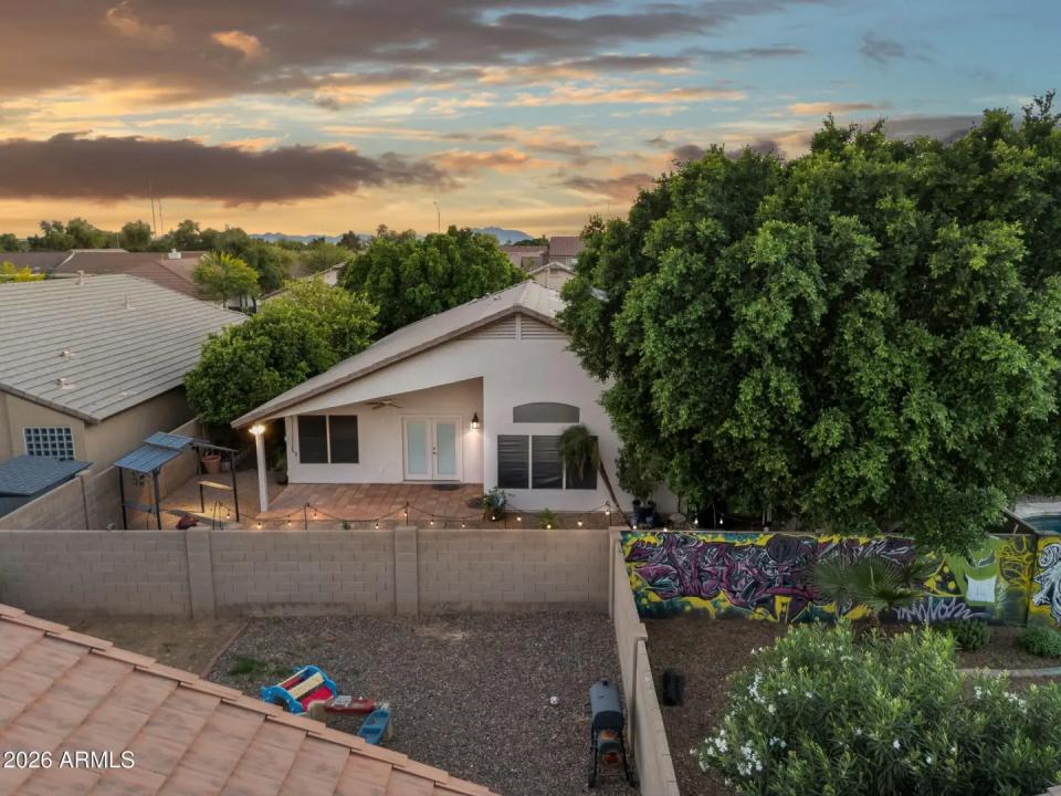 Real Estate Picture 60