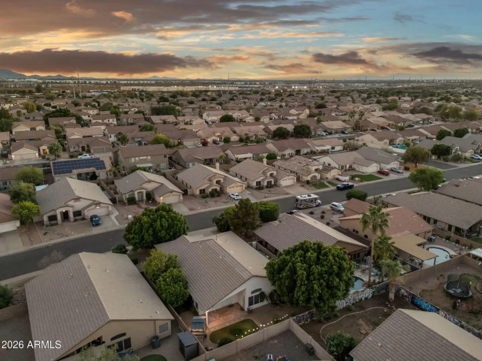 Real Estate Picture 70