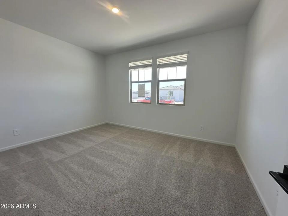 Real Estate Picture 19