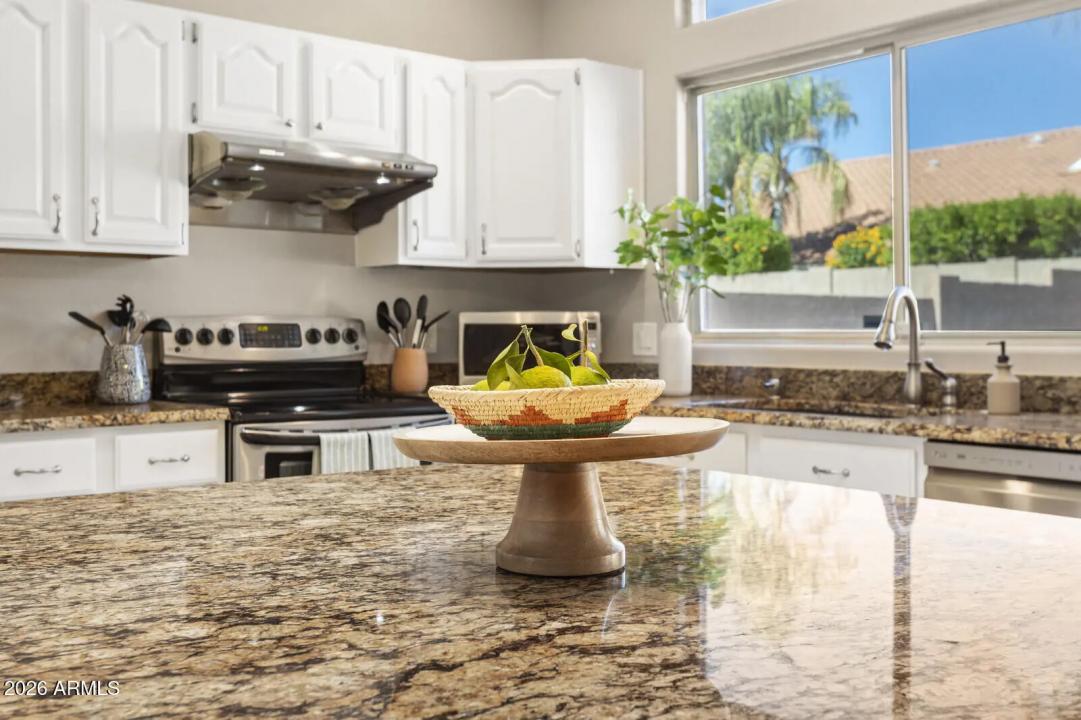 Real Estate Picture 16