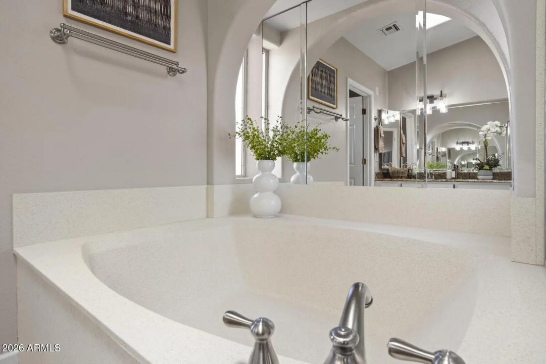 Real Estate Picture 35