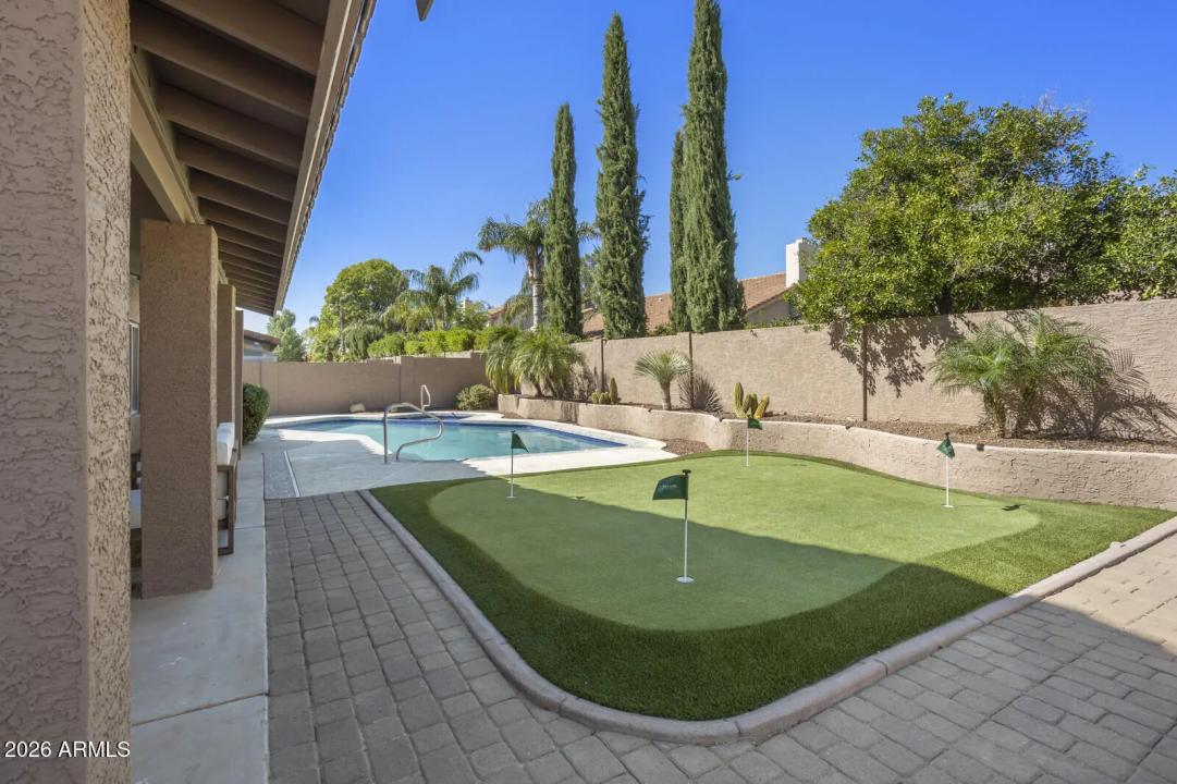 Real Estate Picture 48