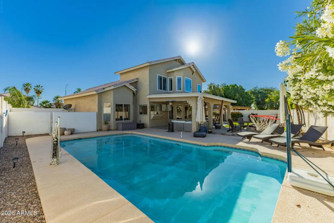 Real Estate Picture 32