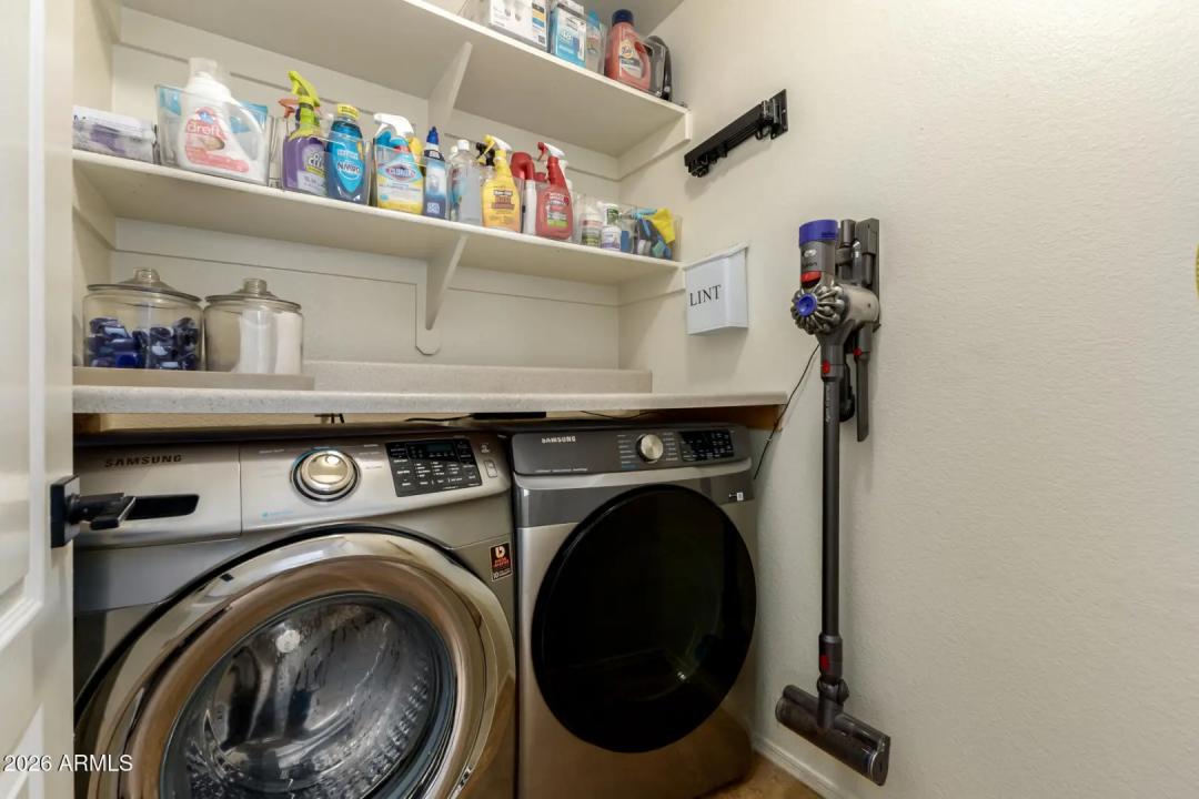 Real Estate Picture 30