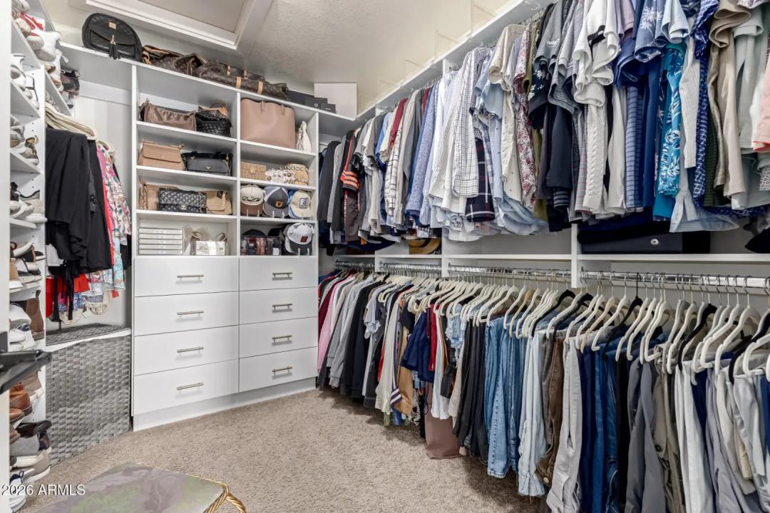 Real Estate Picture 25