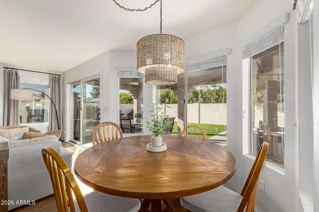 Real Estate Picture 13