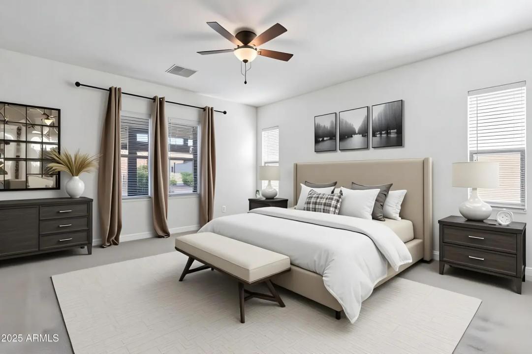 Real Estate Picture 5