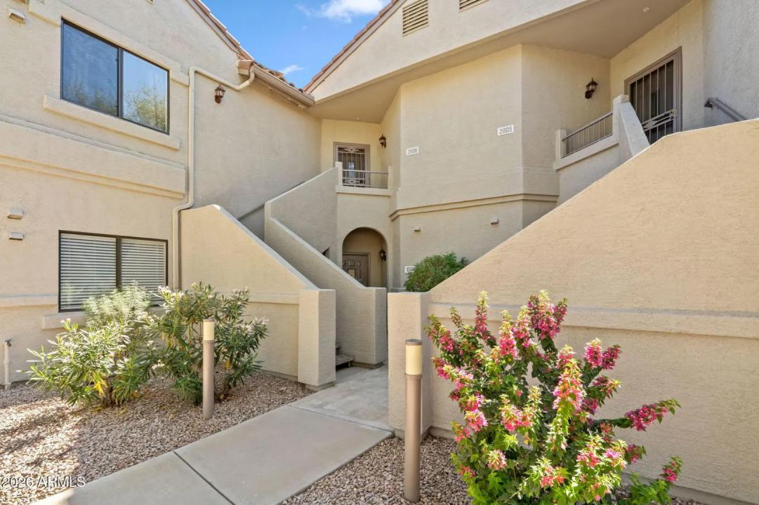 Real Estate Picture 1
