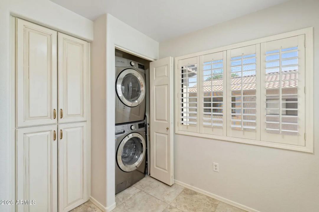 Real Estate Picture 20