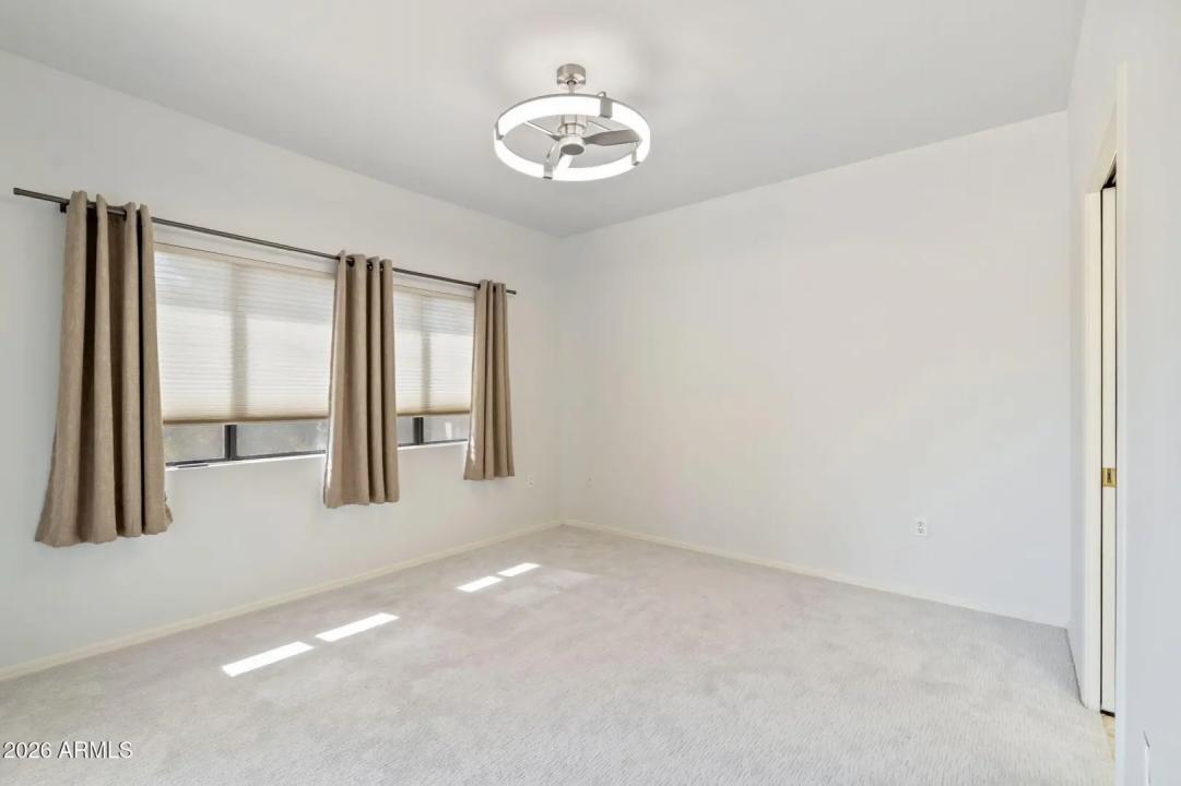 Real Estate Picture 21