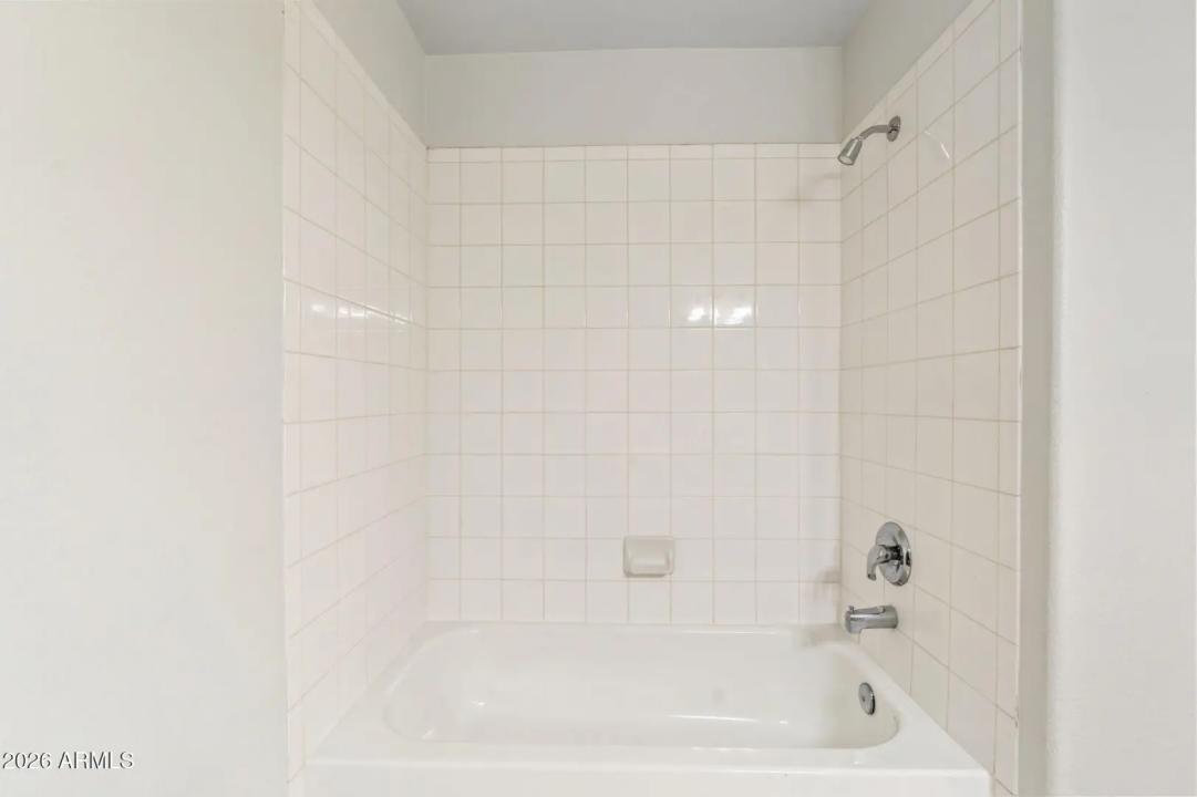 Real Estate Picture 34