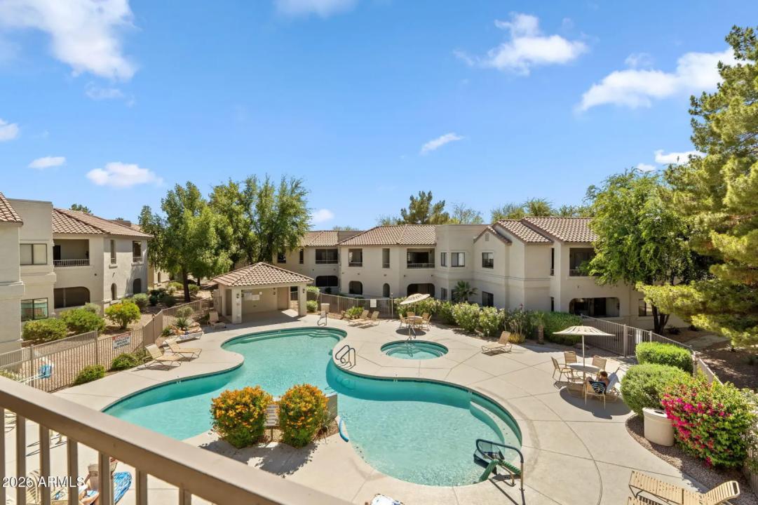 Real Estate Picture 37