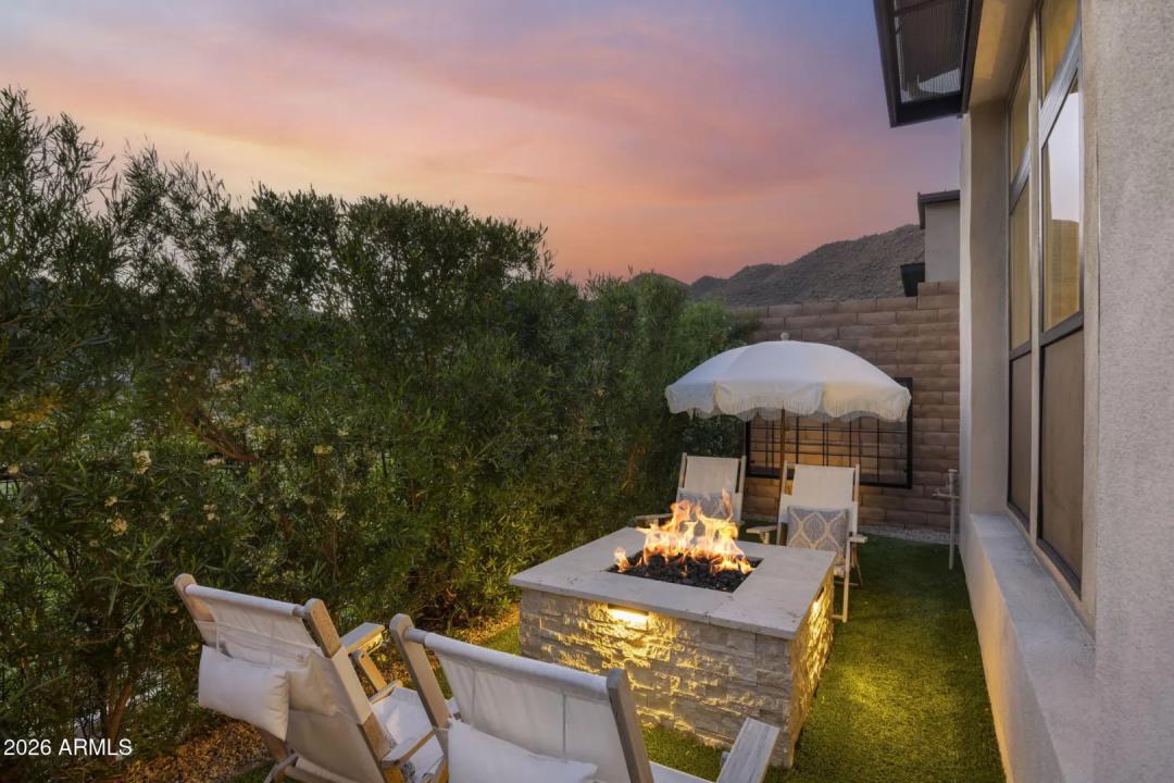 Real Estate Picture 24