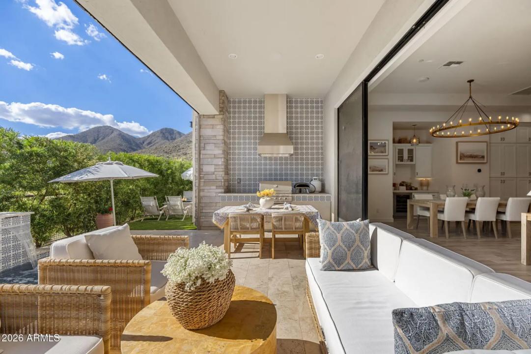 Real Estate Picture 7