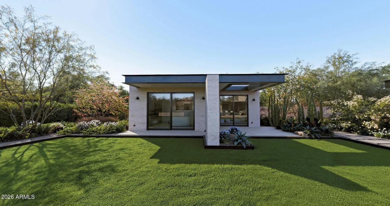 Real Estate Picture 6