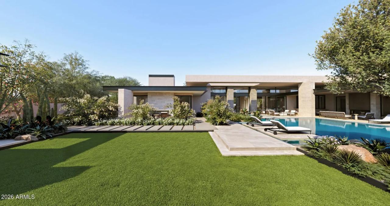 Real Estate Picture 4